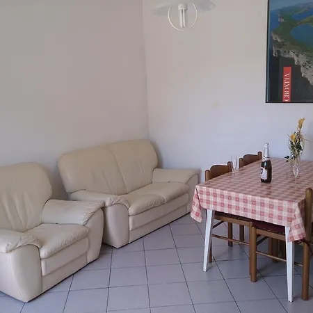 Valentino * Supetarska Draga