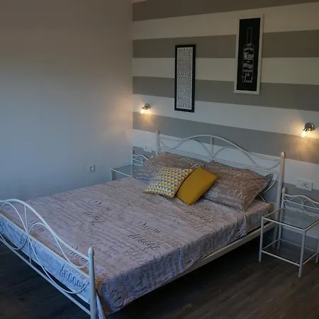 Valentino Apartment